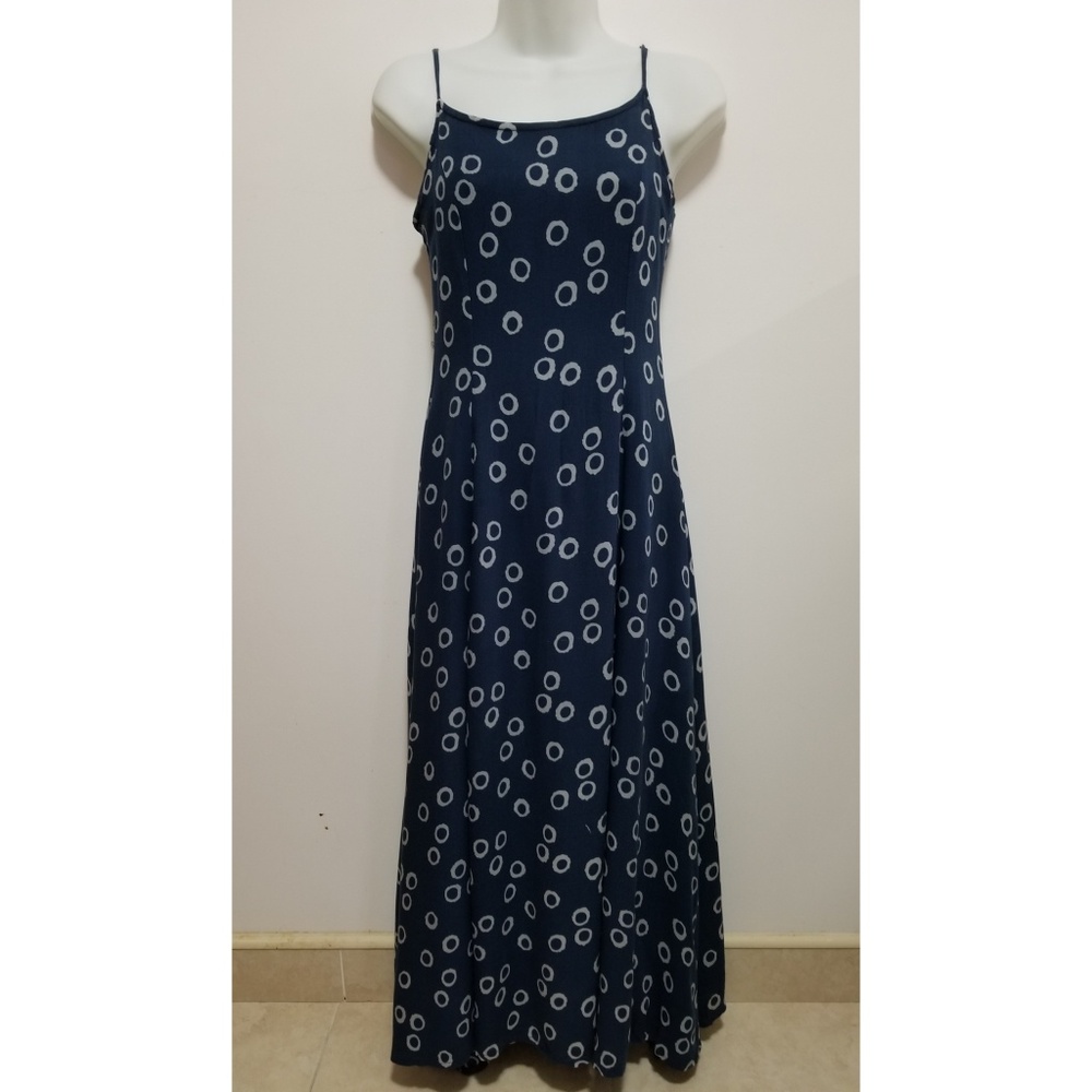 Blue sleeveless maxi dress